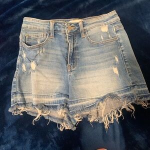 Woman’s Jean shorts